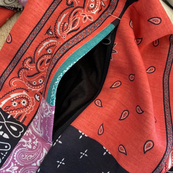 Women’s DC hoodie. Multi colored bandanna pattern. Size medium. - Picture 5 of 5